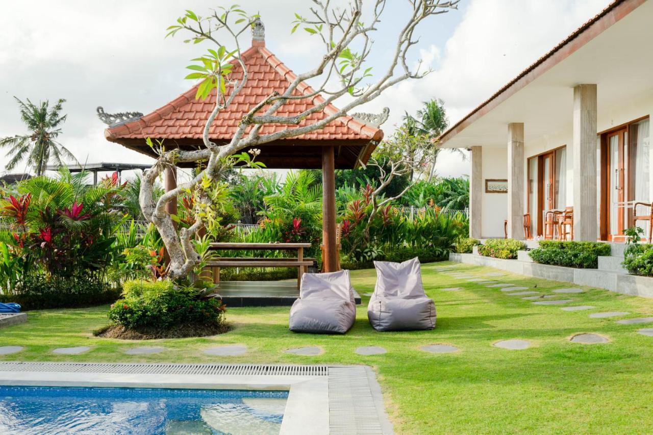 Rara Guesthouse Canggu  Exterior photo