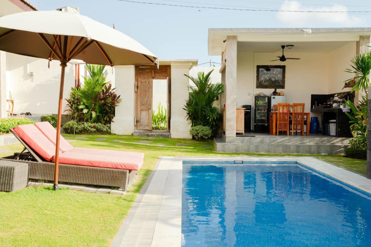 Rara Guesthouse Canggu  Exterior photo