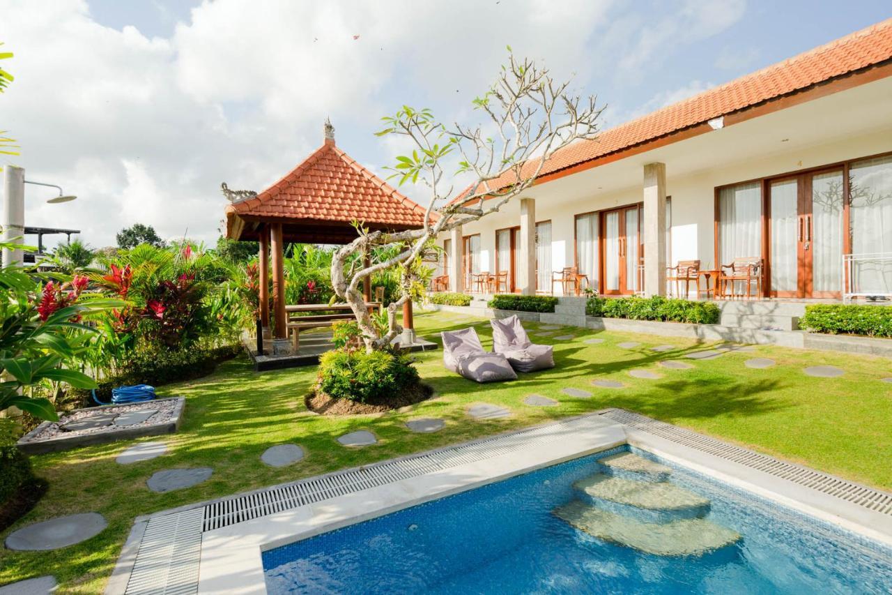 Rara Guesthouse Canggu  Exterior photo